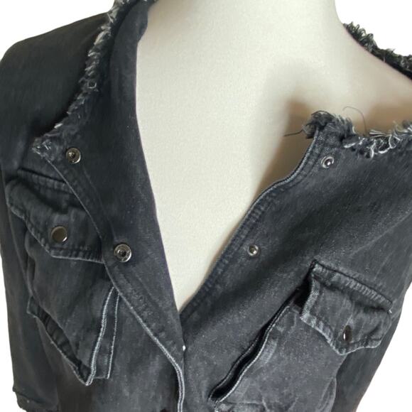 Nixon Asked Cash Black Distressed Denim Jacket with Raw Edge Design - Picture 5 of 7